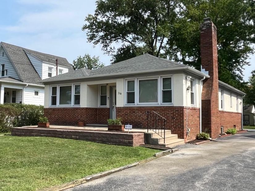 318 Providence Road W, Aldan PA 19018