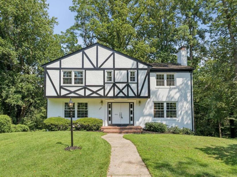 2827 Ellicott Street NW, Washington DC 20008