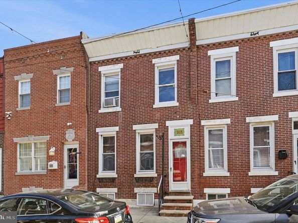 318 Durfor Street, Philadelphia PA 19148