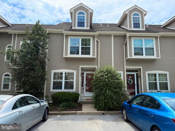 703 Cheswold Court, Chesterbrook PA 19087