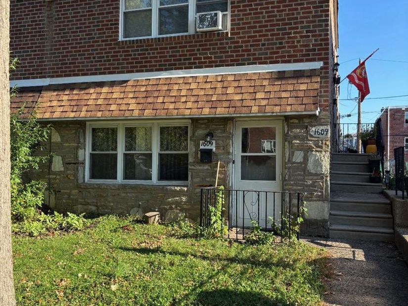 1609 Borbeck Avenue, Philadelphia PA 19111