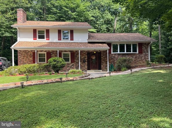 6816 Shrine Court, Annandale VA 22003