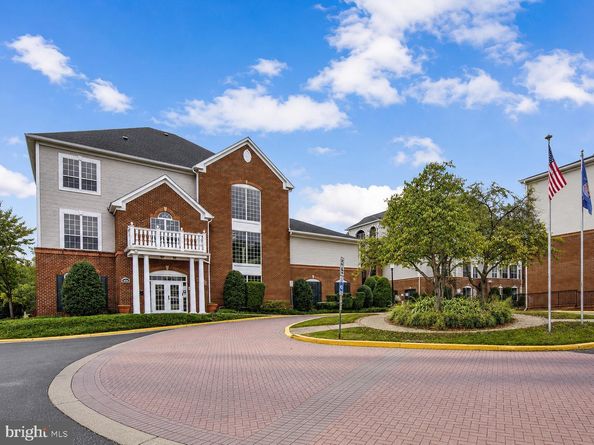 4850 Eisenhower Avenue 304, Alexandria VA 22304