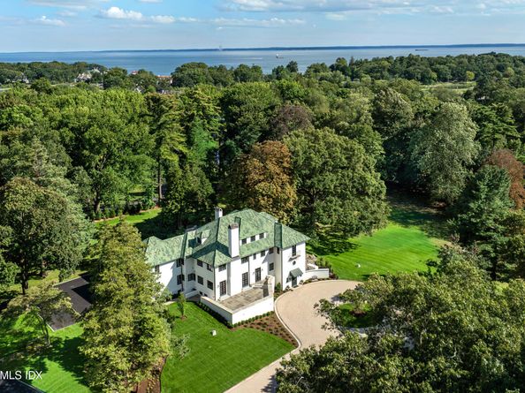 18 Tokeneke Trail, Darien CT 06820