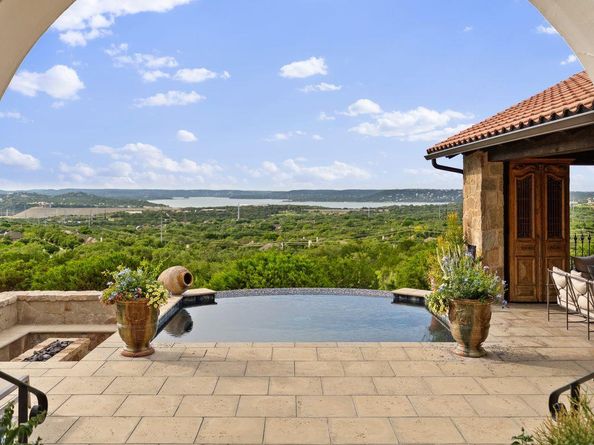 12432 Beverly Villas CT, Austin TX 78732