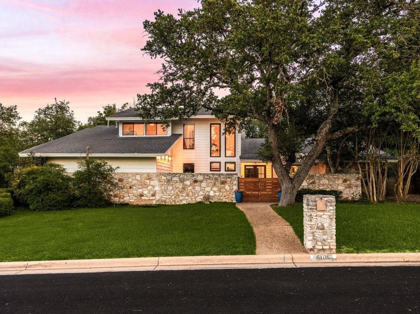 5105 N Rim DR, Austin TX 78731