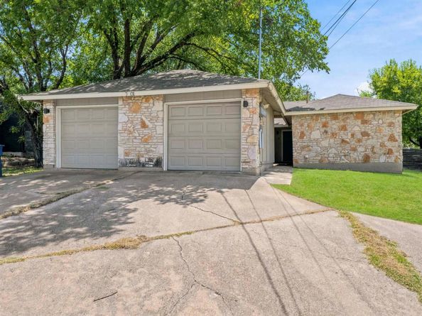 2401 Burleson RD, Austin TX 78741