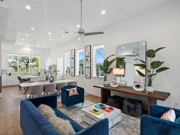 2505 Bluebonnet LN 8, Austin TX 78704