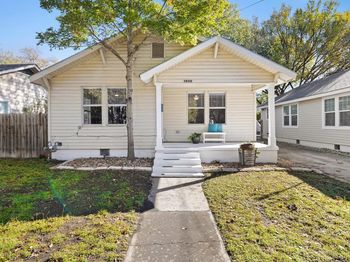 1223, 1223 1/2 & 1225 S Austin Ave S