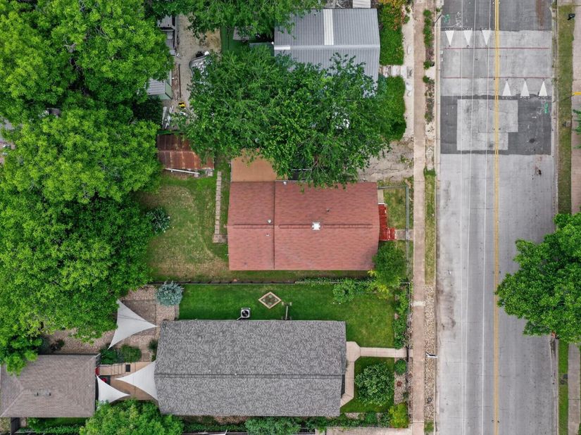 1912 Holly ST, Austin TX 78702