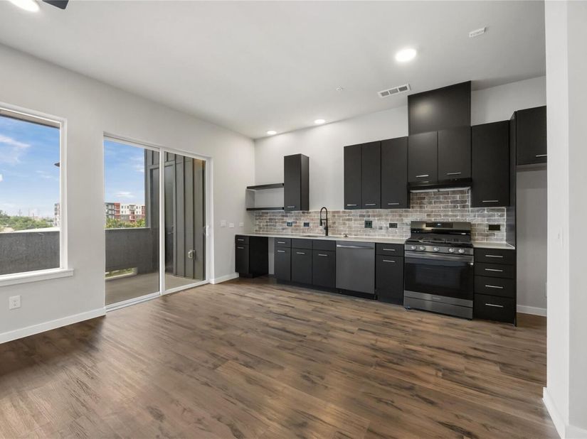 4510 Terry O LN unit 327, Austin TX 78745