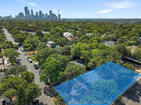 1811 Palma PLZ, Austin TX 78703