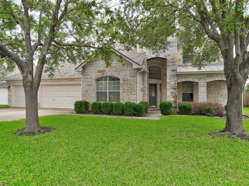 3129 Goldenoak CIR, Round Rock TX 78681