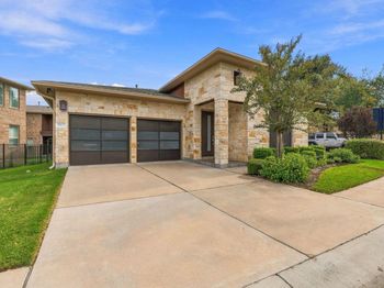 1013 Sue Ann Rose DR