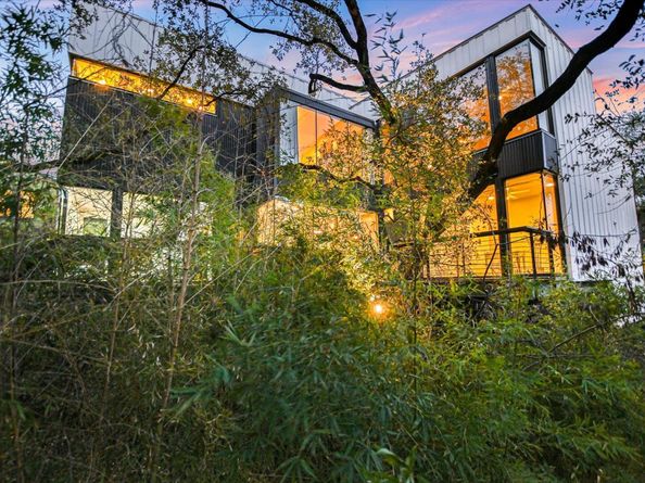 1325 Bonham TER A, Austin TX 78704