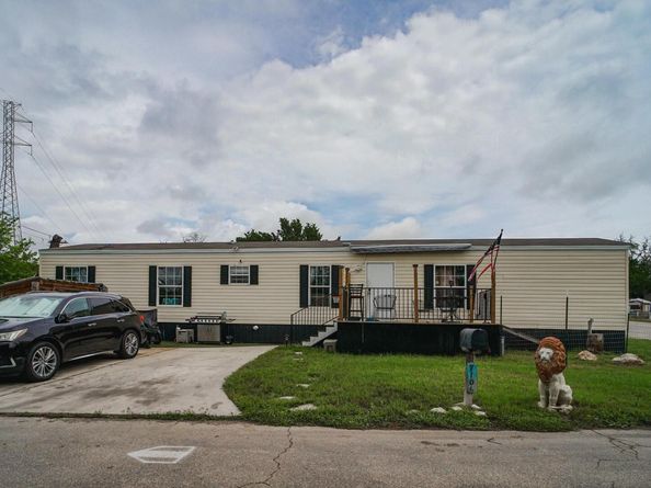 7106 Cowpoke TRL, Lago Vista TX 78645