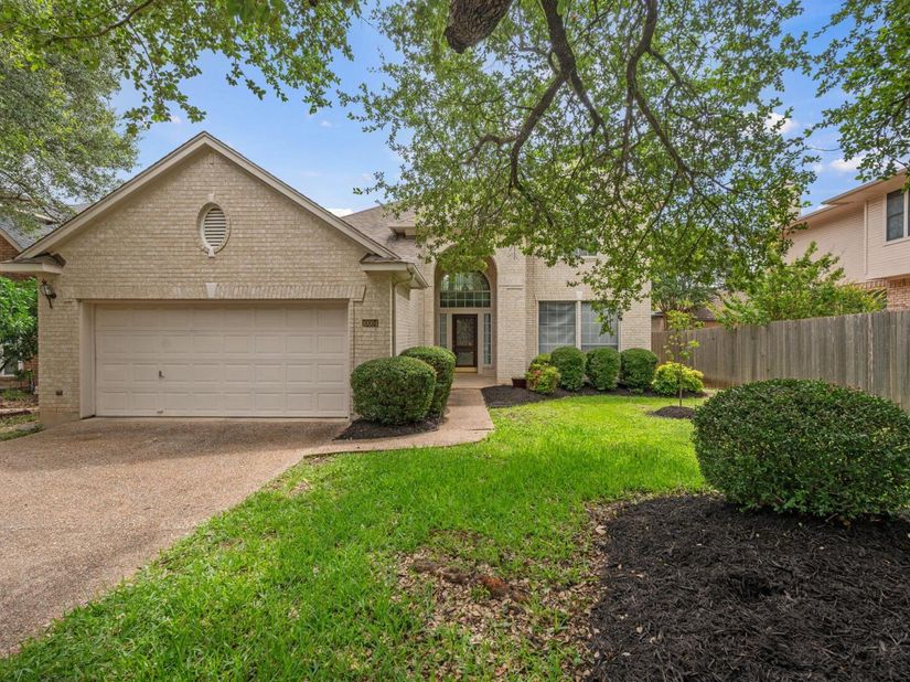 10004 Scull Creek DR, Austin TX 78730