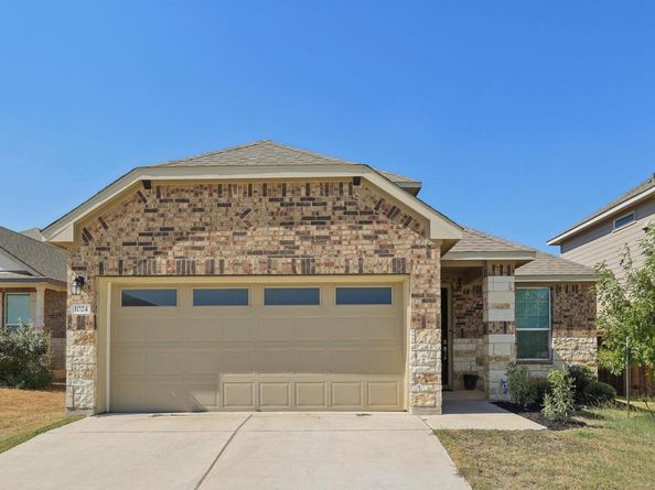 1024 Bear Track LOOP, Georgetown TX 78628