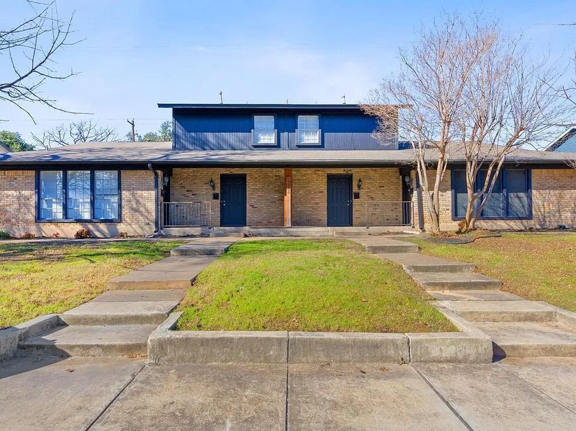 7200 Creekside DR A, B, C, & D, Austin TX 78752