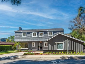 3025 Hollywell Place