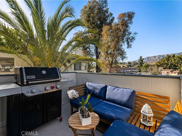 10550 Sunland 7, Sunland CA 91040