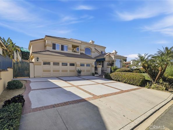 4177 S Cloverdale, Los Angeles CA 90008