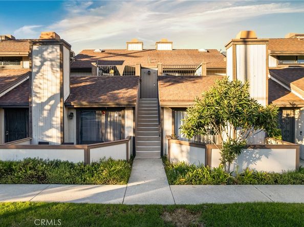 22421 Sherman Way 10, West Hills CA 91307