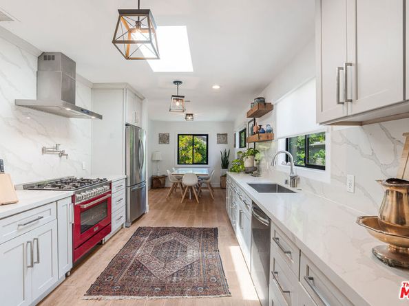 918 Indiana Avenue, Venice CA 90291