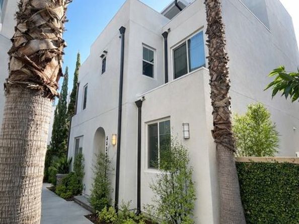 5552 Palm Drive, Hawthorne CA 90250