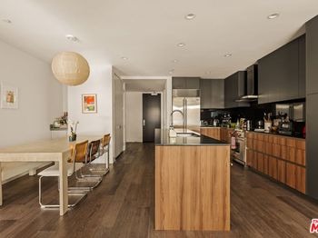 728 N Sweetzer Avenue