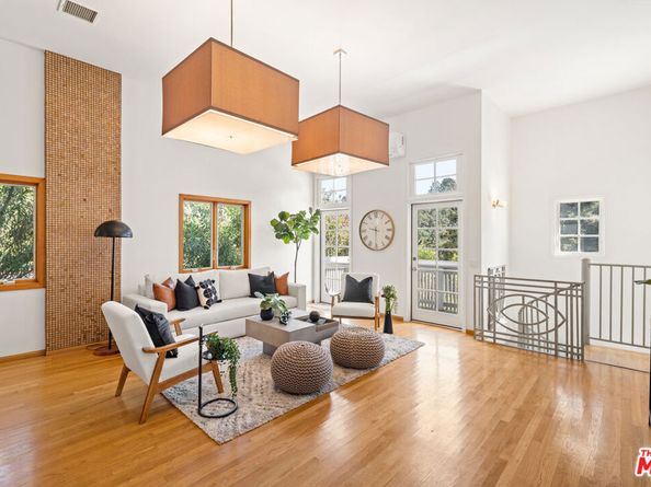 8781 Lookout Mountain Avenue, Los Angeles CA 90046