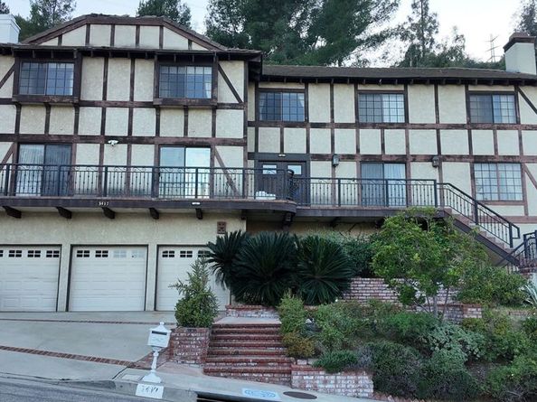 3417 Oakmont View Drive, Glendale CA 91208