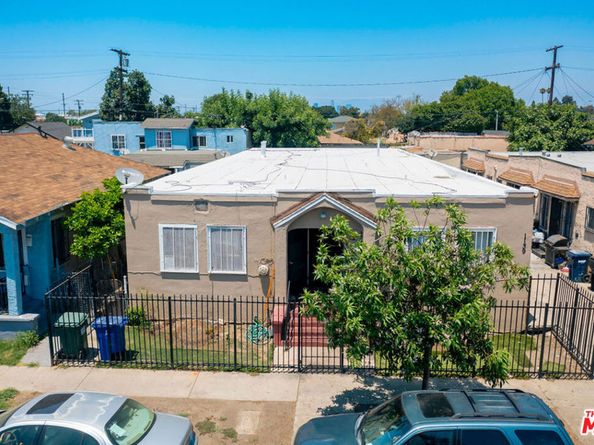 1139 E 68th Street, Los Angeles CA 90001