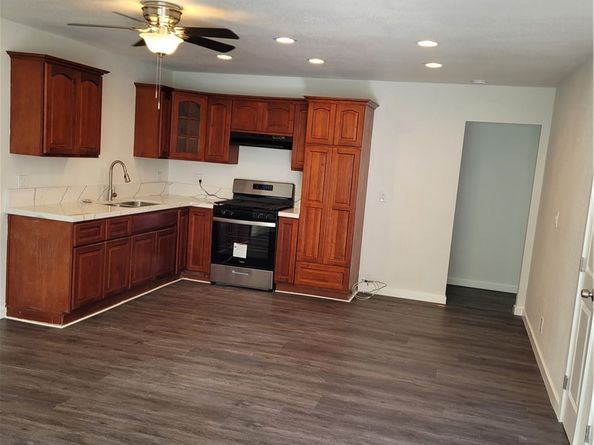 1034 El Camino Drive, Costa Mesa CA 92626