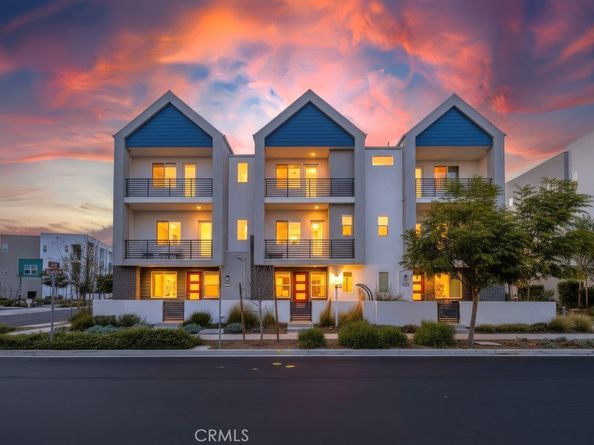 104 Restore, Irvine CA 92618