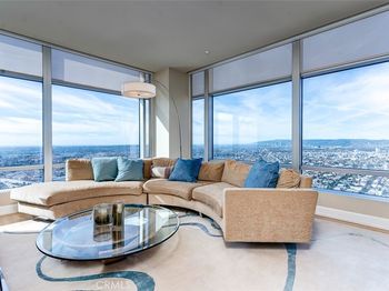 900 W Olympic Boulevard