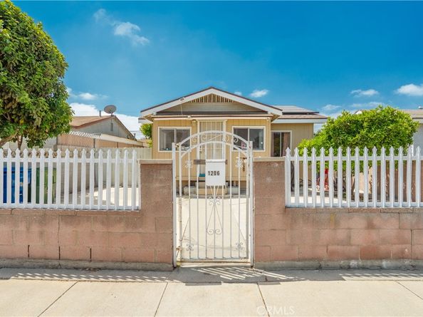 1206 E Cruces, Wilmington CA 90744