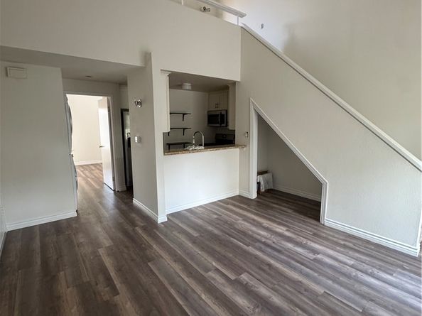 389 Orange Blossom, Irvine CA 92618