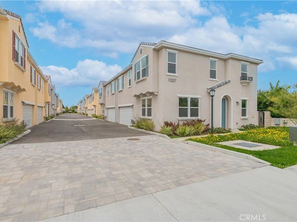 11237 Gladhill Road 8, Whittier CA 90604