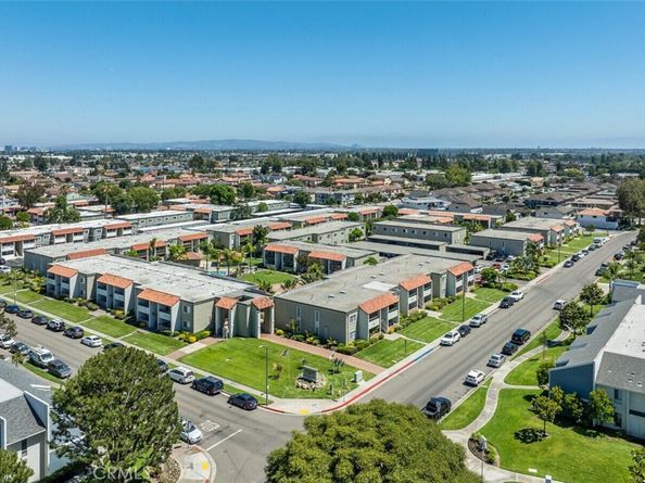 17230 San Mateo 20, Fountain Valley CA 92708