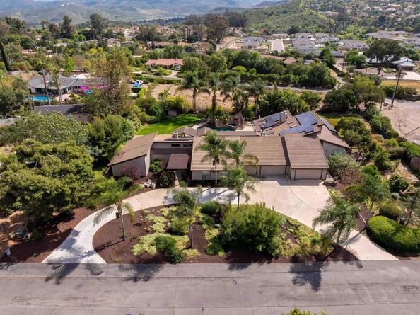 11915 Fuerte Vista Lane, El Cajon CA 92020