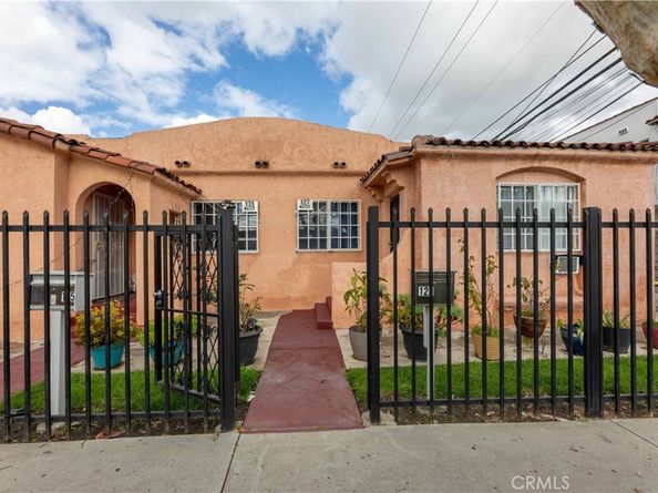 2000 Pacific, Long Beach CA 90806