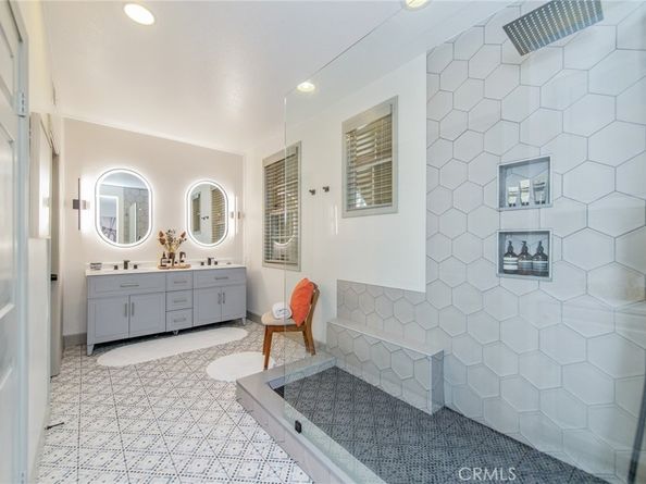 151 Silverado, Irvine CA 92618