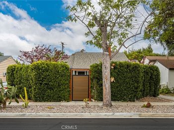209 E 46th