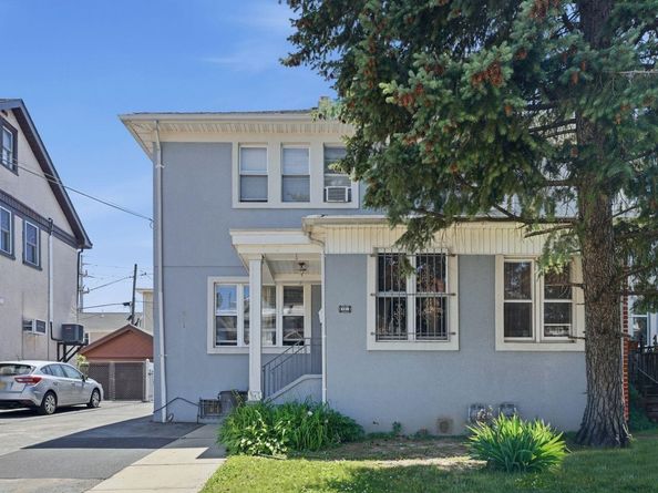 601 80th St, North Bergen NJ 07047