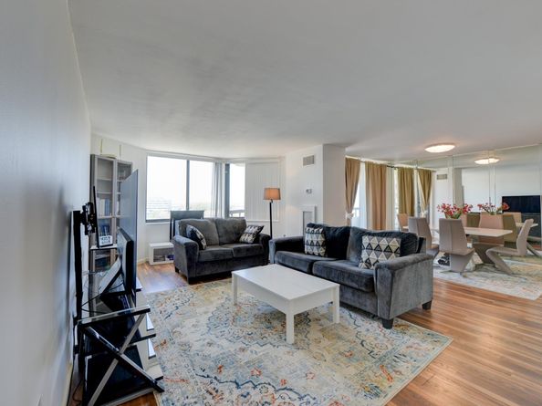 530 Harmon Cove Tower 530, Secaucus NJ 07094