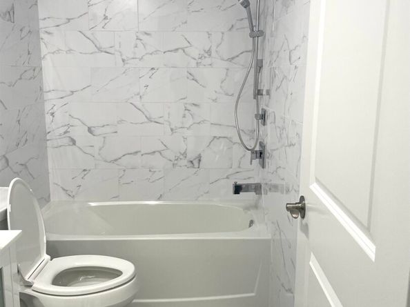 761 B 4th St B, Secaucus NJ 07094