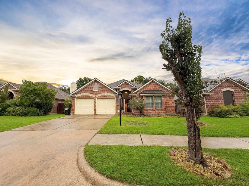 2723 Kimbleton Court, Houston TX 77082