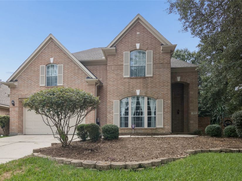 2 Surrey Run Place, The Woodlands TX 77384