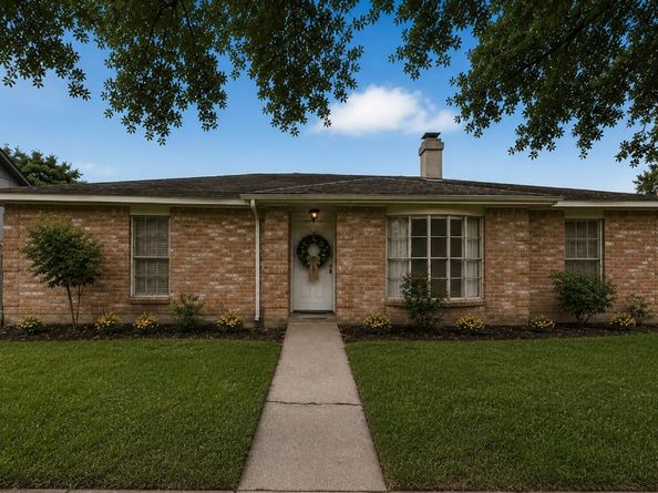 1519 Hitherfield Drive, Sugar Land TX 77498